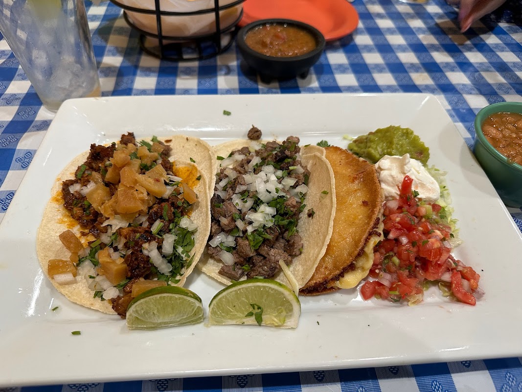 Mari Luna Mexican Grill