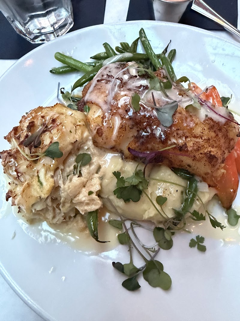 Rusty Scupper Restaurant & Bar
