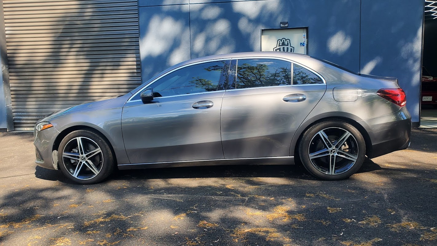 Royal Wraps & Tint