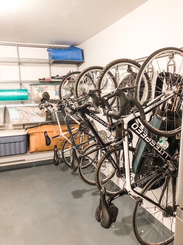 Clean Lines Organizing and Design