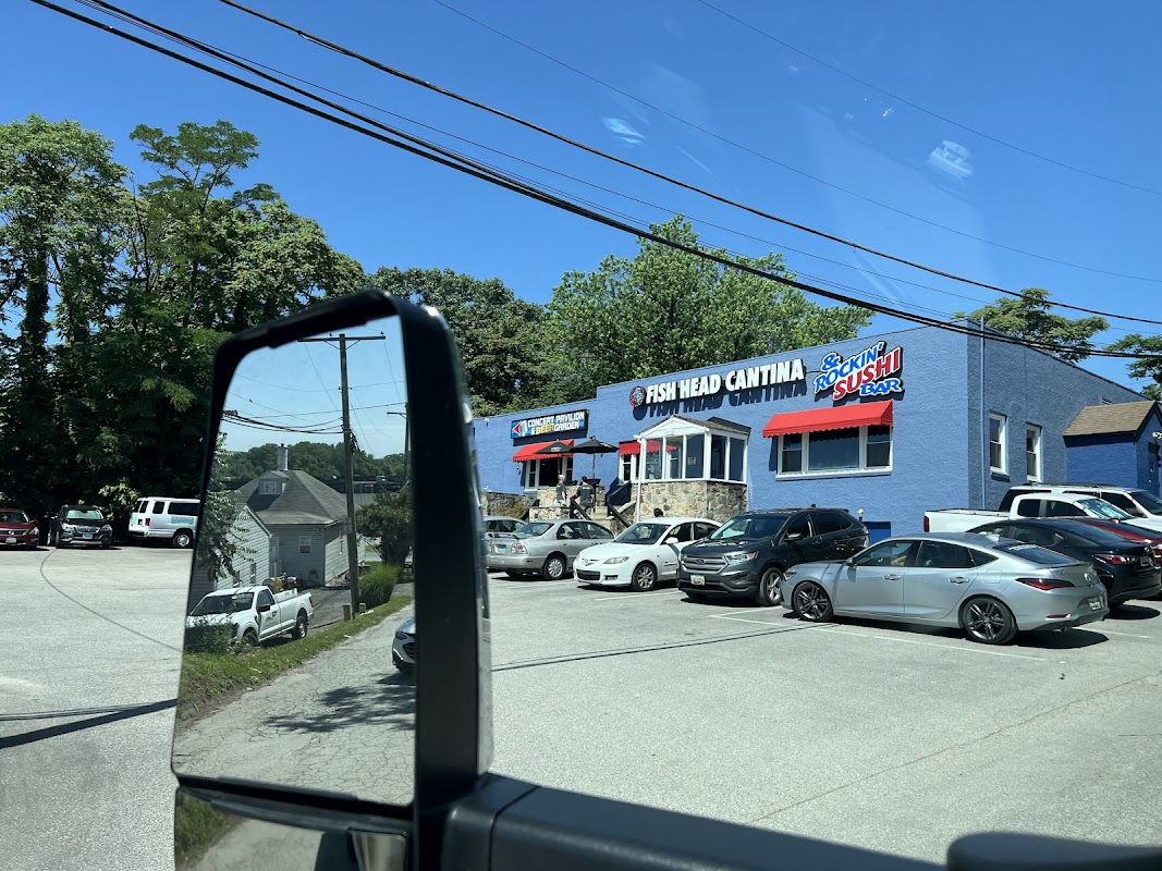 Fish Head Cantina & Rockin' Sushi Bar