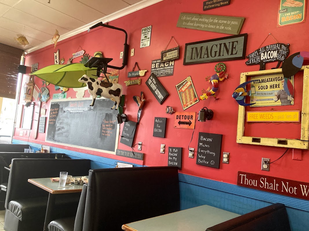 Grump's Cafe
