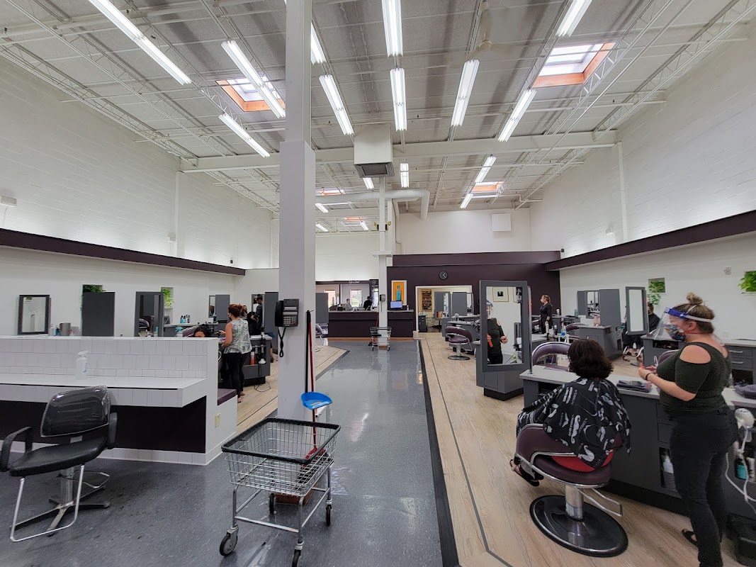 Mason & Friends Salon . Spa