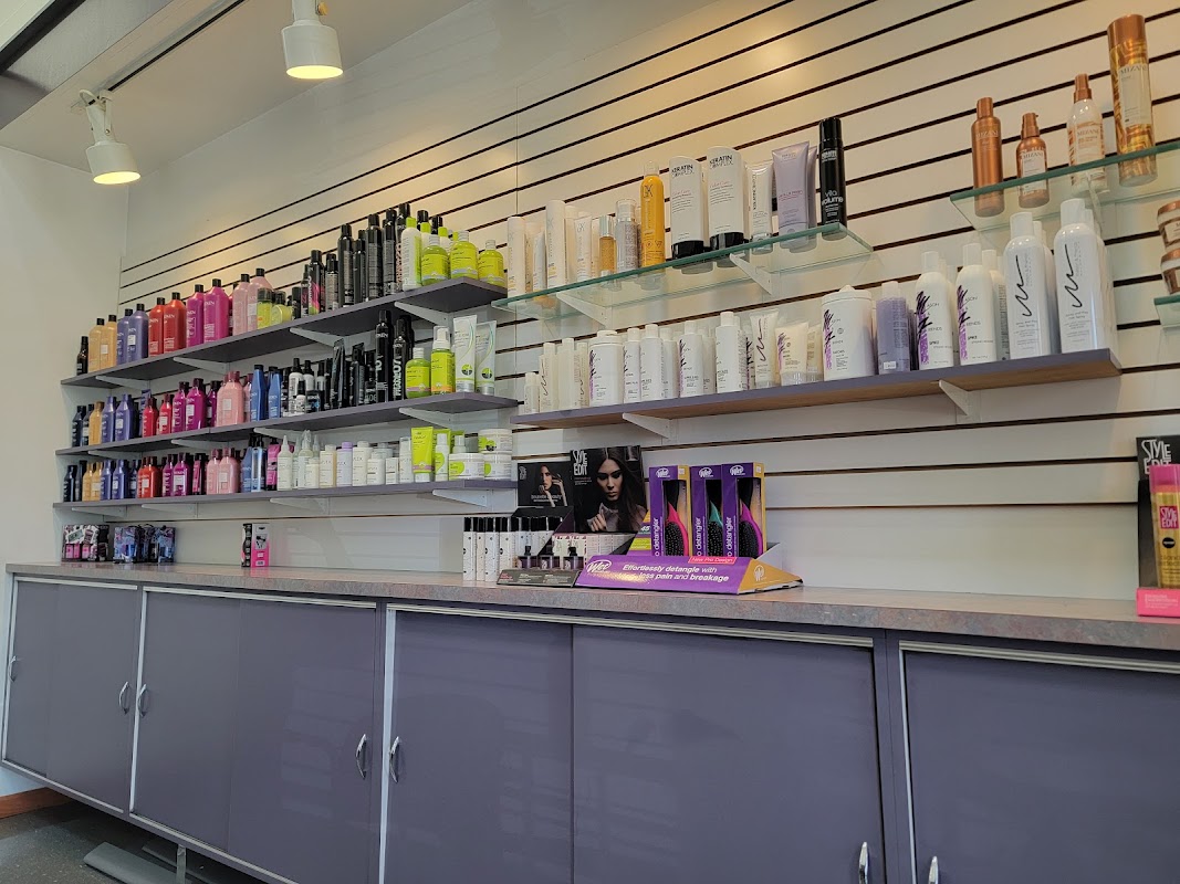 Mason & Friends Salon . Spa