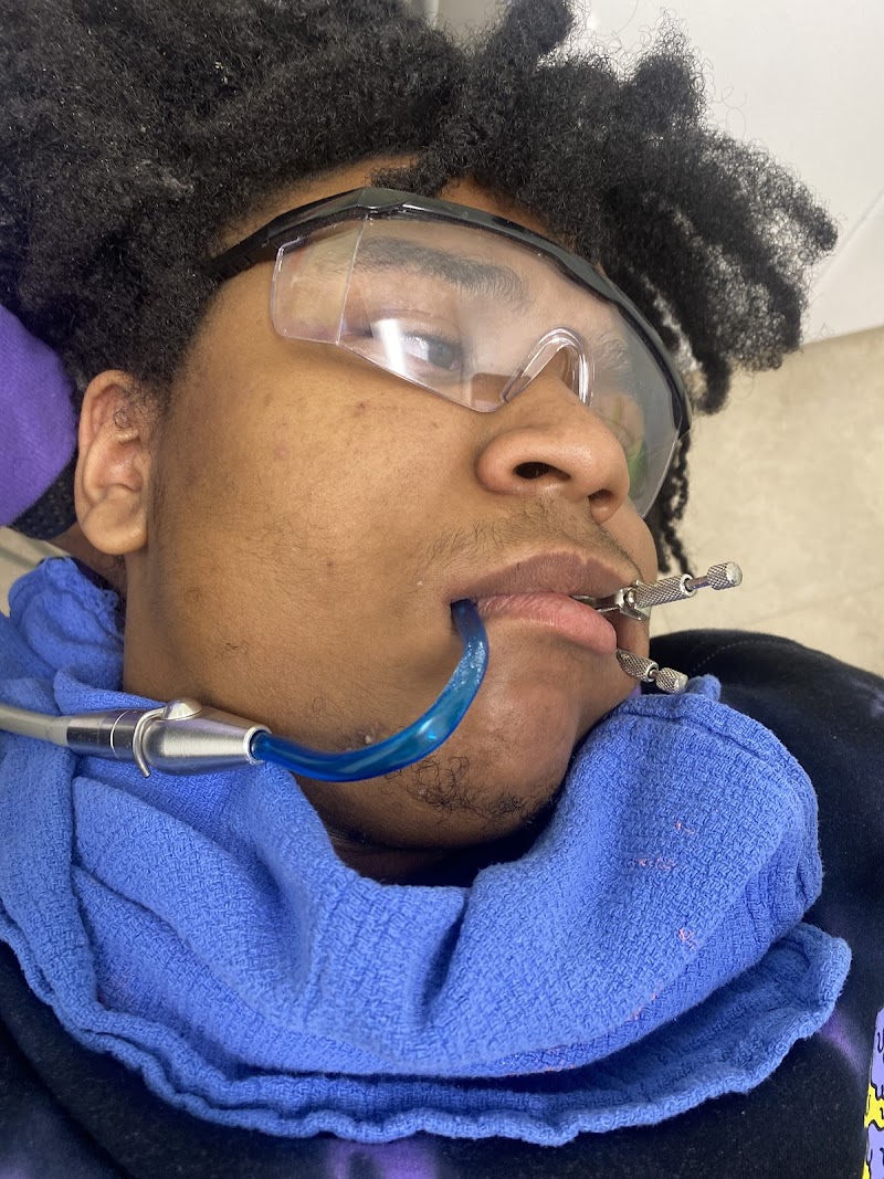 Lakeside Village Dental